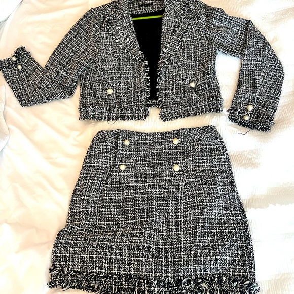 Matching Tweed Set ( worn once ) - Picture 1 of 10